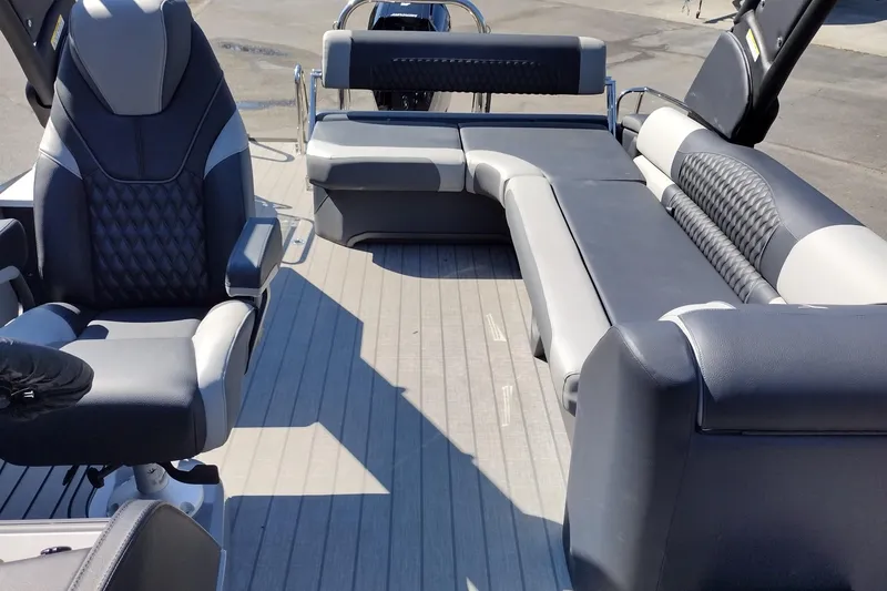 Slide: The Image of 2026 Tahoe Pontoon Grand Tahoe LTD Cruise Rear Bench with luxurious seating and modern design. - 18