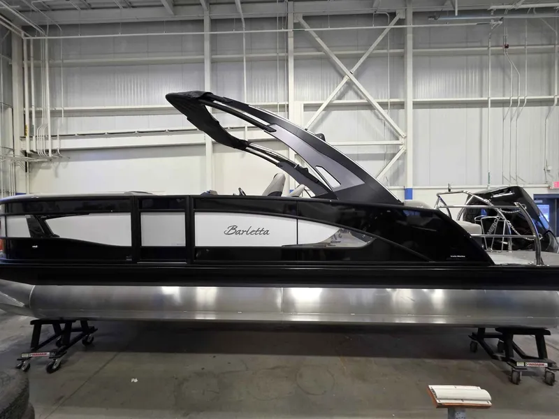 Slide: The Image of Barletta Lusso 23UCA 2026 - 38