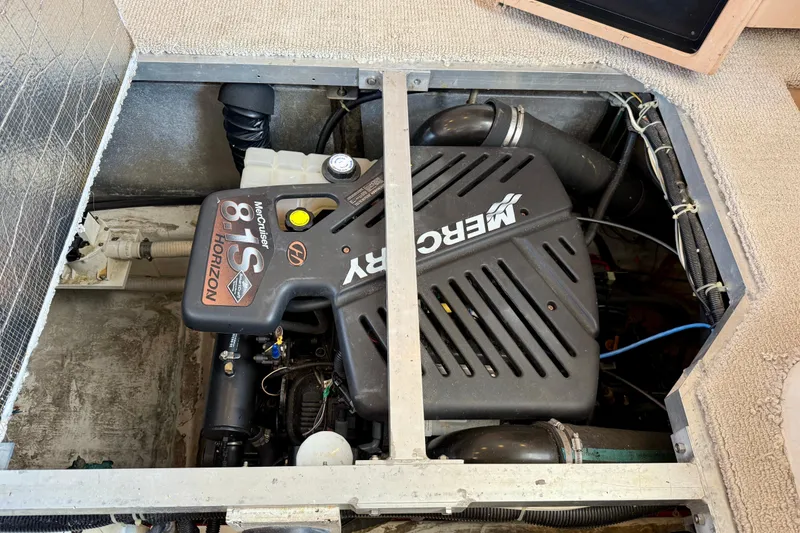 Slide: The Image of Engine compartment of 2000 Carver 356 Aft Cabin Motor Yacht with MerCruiser 8.1S Horizon. - 29