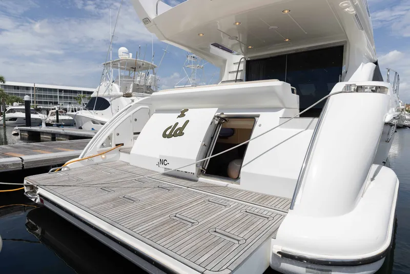 Slide: The Image of Azimut 60 2014 - 109