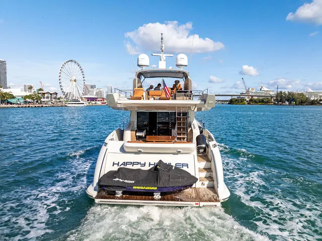 Slide: The Image of Azimut 60 2014 - 125