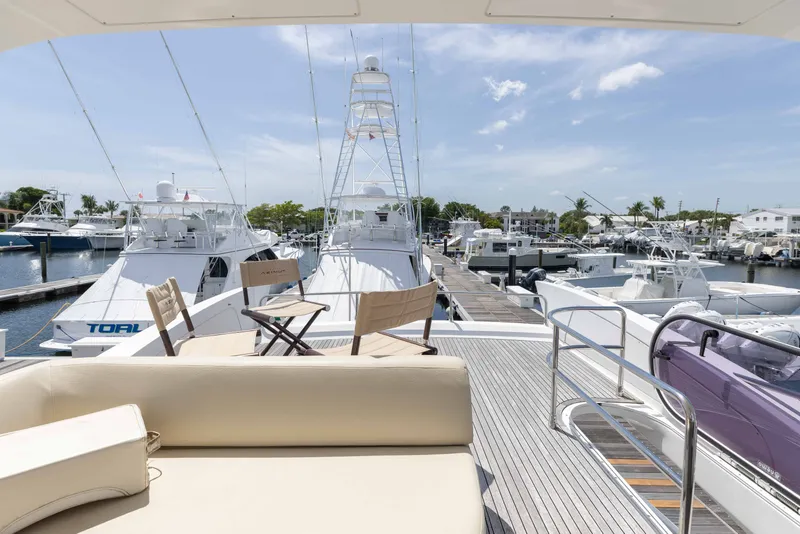 Slide: The Image of Azimut 60 2014 - 70