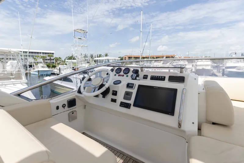 Slide: The Image of Azimut 60 2014 - 81