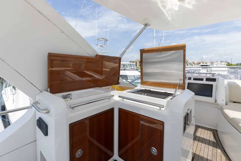 Slide: The Image of Azimut 60 2014 - 87