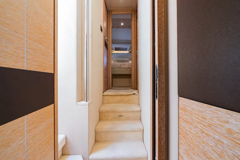 Slide: The Image of Azimut Fly 60 2014 - 53