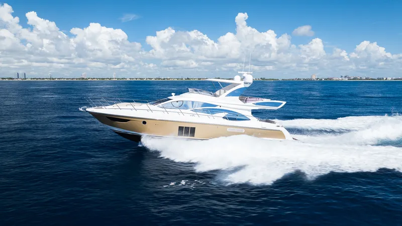 Slide: The Image of Azimut Fly 60 2014 - 3