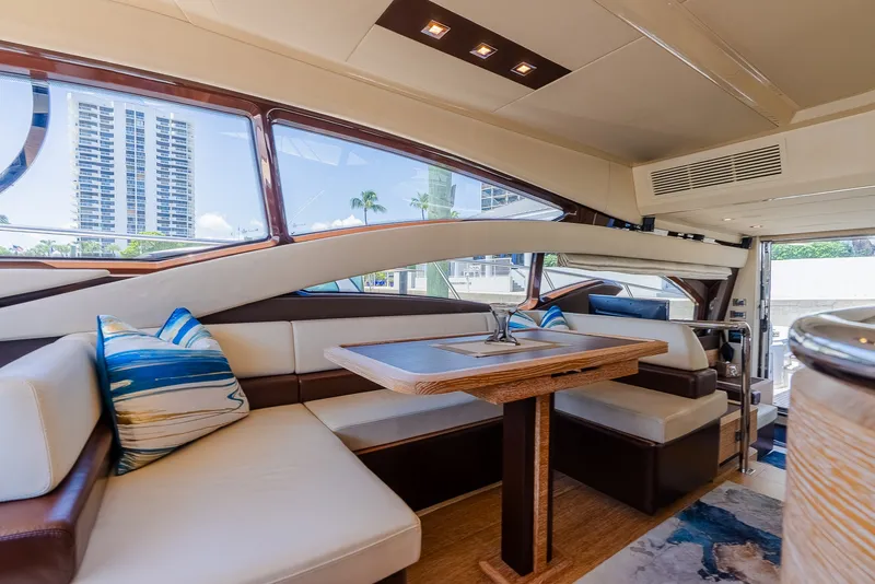 Slide: The Image of Azimut Fly 60 2014 - 47