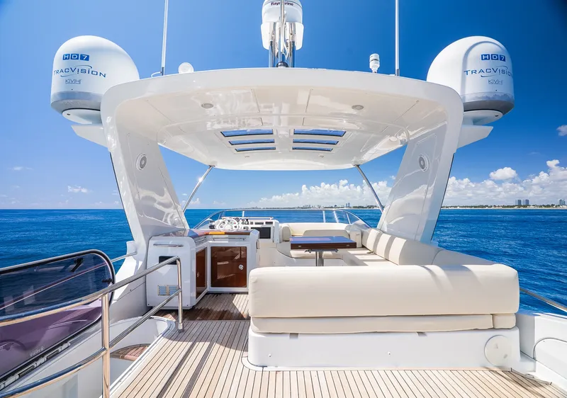 Slide: The Image of Azimut Fly 60 2014 - 34