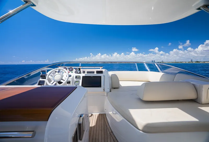 Slide: The Image of Azimut Fly 60 2014 - 39