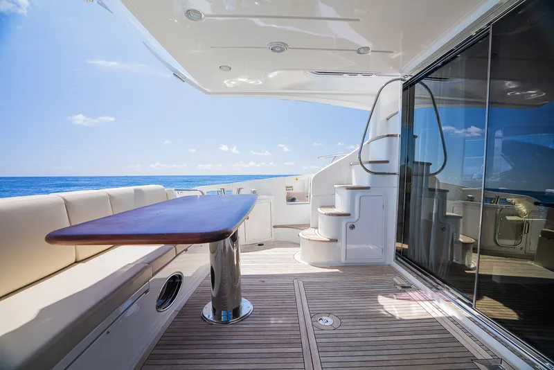 Slide: The Image of Azimut Fly 60 2014 - 27