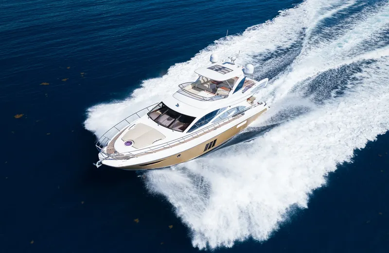Slide: The Image of Azimut Fly 60 2014 - 11