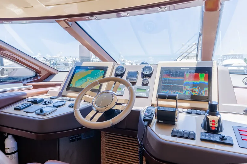 Slide: The Image of Azimut Fly 60 2014 - 50
