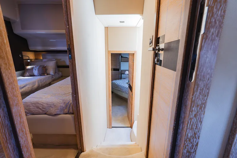 Slide: The Image of Azimut Fly 60 2014 - 54