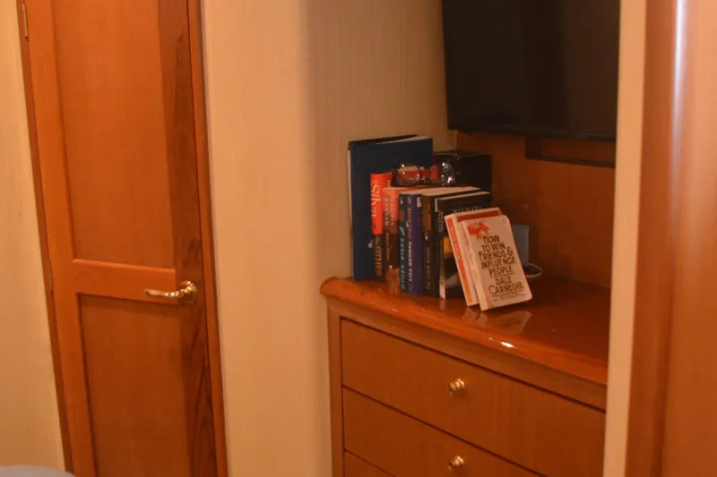 Slide: The Image of Master stateroom entrance - 37