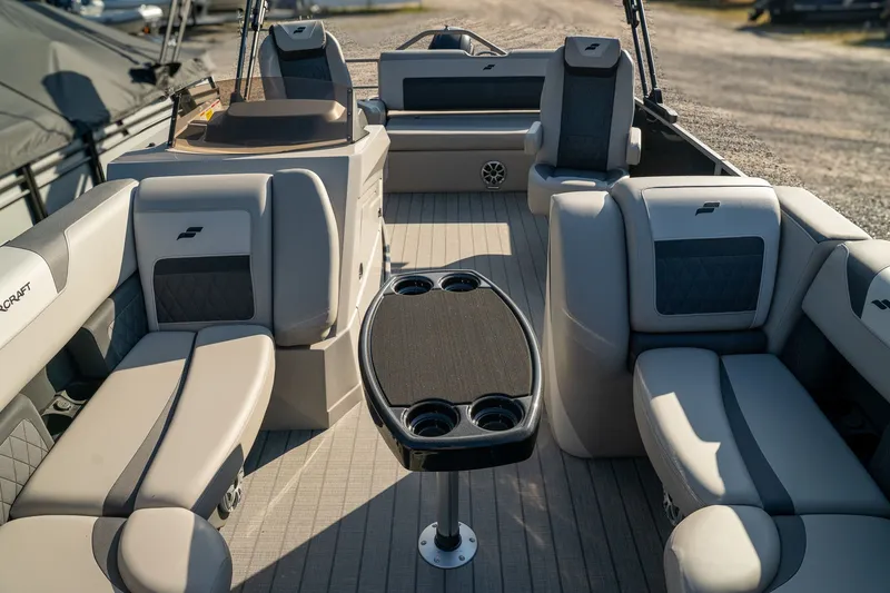 Slide: The Image of Starcraft SLS-3 Q DH - Tritoon 2026 - 11