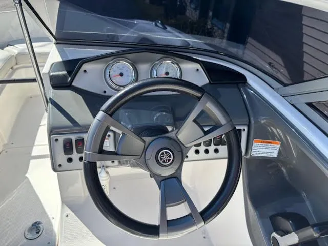 Slide: The Image of Yamaha SX190 2015 - 23