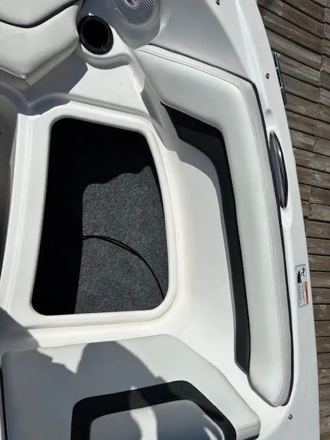 Slide: The Image of Yamaha SX190 2015 - 29