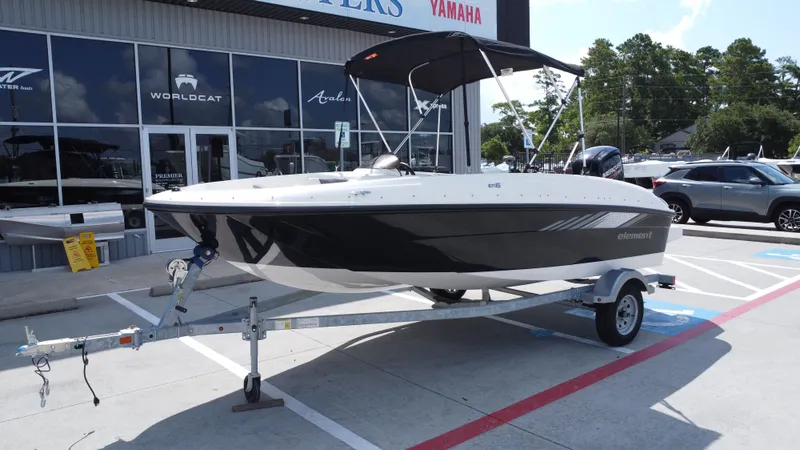 Slide: The Image of Bayliner E16LE 2025 - 5