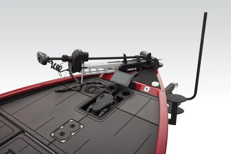 Slide: The Image of Tracker Savage 215 2026 - 11