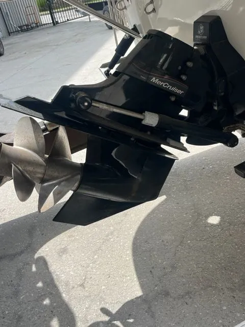 Slide: The Image of Crownline Boats 250 CR 2006 - 5