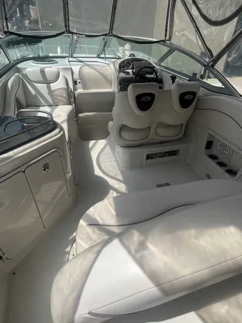 Slide: The Image of Crownline Boats 250 CR 2006 - 7