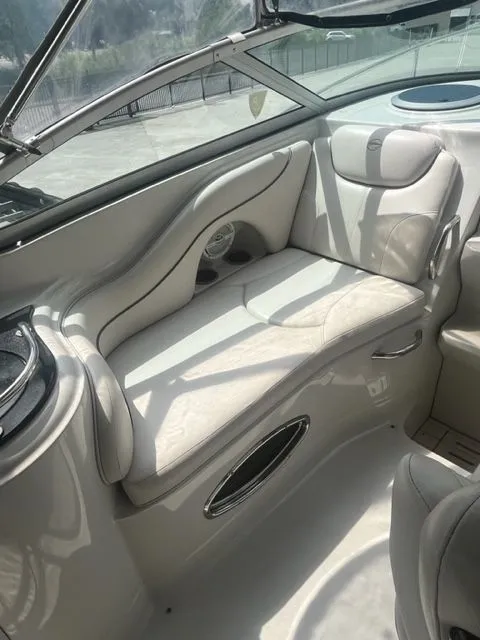 Slide: The Image of Crownline Boats 250 CR 2006 - 9