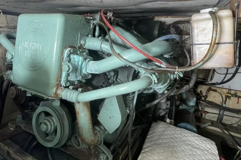 Slide: The Image of 1969 Chris-Craft 47 Commander engine compartment with Detroit Diesel engine. - 40