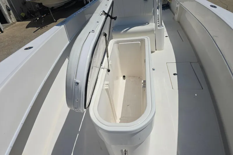 Slide: The Image of 2007 Competition 31 boat with dual Yamaha 300 engines, parked outdoors. - 8