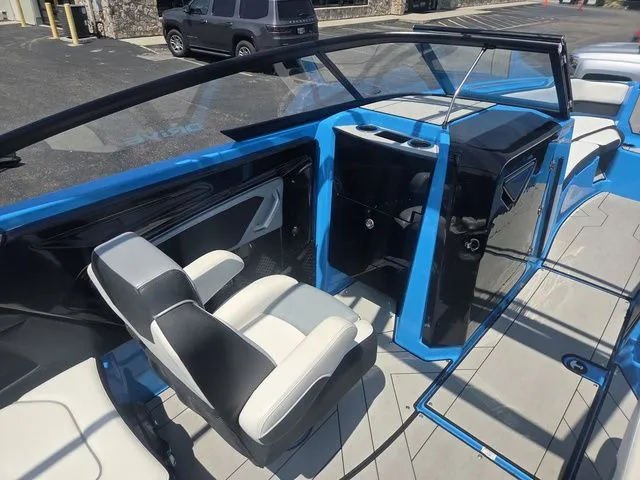 Slide: The Image of Yamaha 255XD 2021 - 18