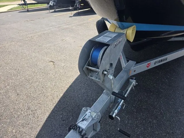 Slide: The Image of Yamaha 255XD 2021 - 3