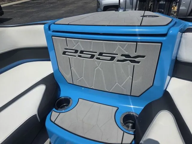 Slide: The Image of Yamaha 255XD 2021 - 37