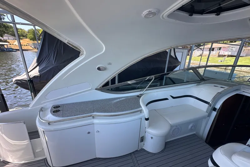 Slide: The Image of Raymarine navigation display on 2007 Formula 400 Super Sport boat, showing a detailed map. - 23