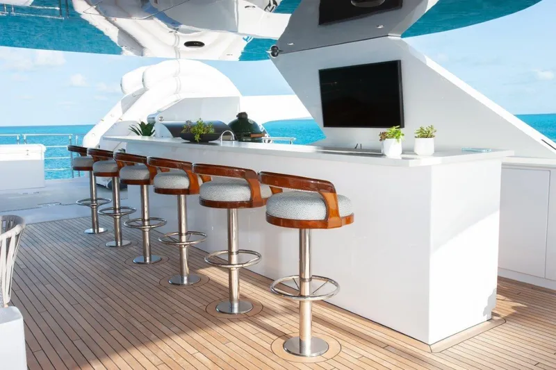 Slide: The Image of Luxurious outdoor bar on Trinity Yachts Trinity 160, 2000 model, with ocean view. - 47
