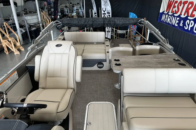 Slide: The Image of Close-up of a 2020 Barletta L25UE boat's serial number engraved on metal. - 26