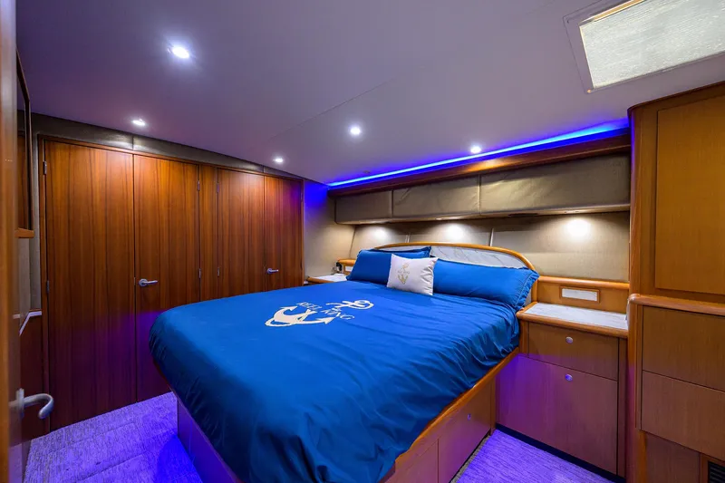 Slide: The Image of Viking 61 Reel King - Master Stateroom - 18