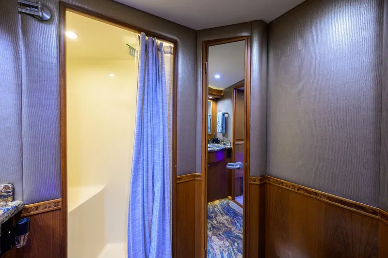 Slide: The Image of Viking 61 Reel King - Master Head - 23