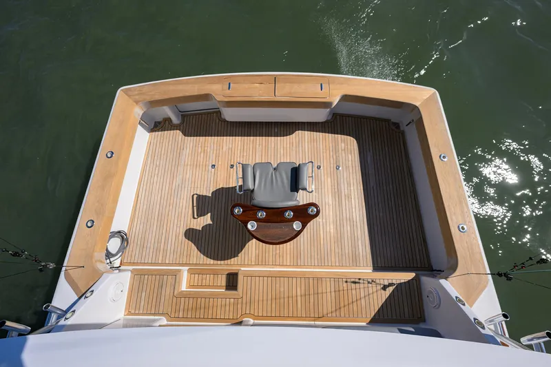 Slide: The Image of Viking 61 Reel King - Cockpit - 29