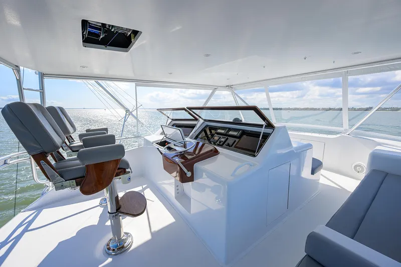 Slide: The Image of Viking 61 Reel King - Flybridge - 37