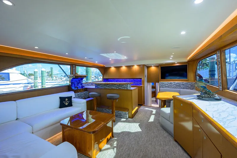 Slide: The Image of Viking 61 Reel King - Salon - 6