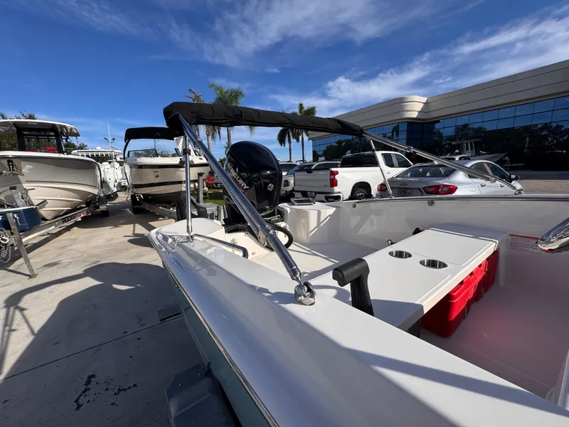 Slide: The Image of Boston Whaler 160 Super Sport 2026 - 7