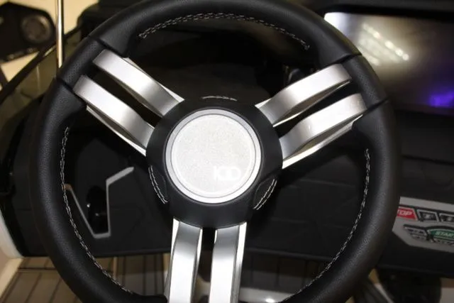 Slide: The Image of Nautique Super Air Nautique GS22 2025 - 20