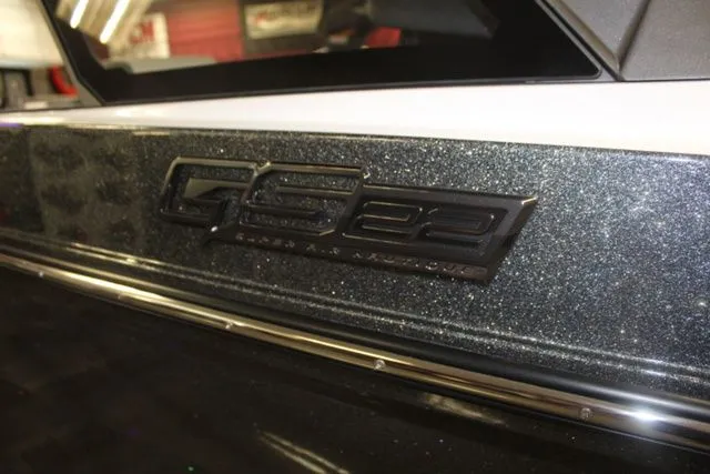 Slide: The Image of Nautique Super Air Nautique GS22 2025 - 8