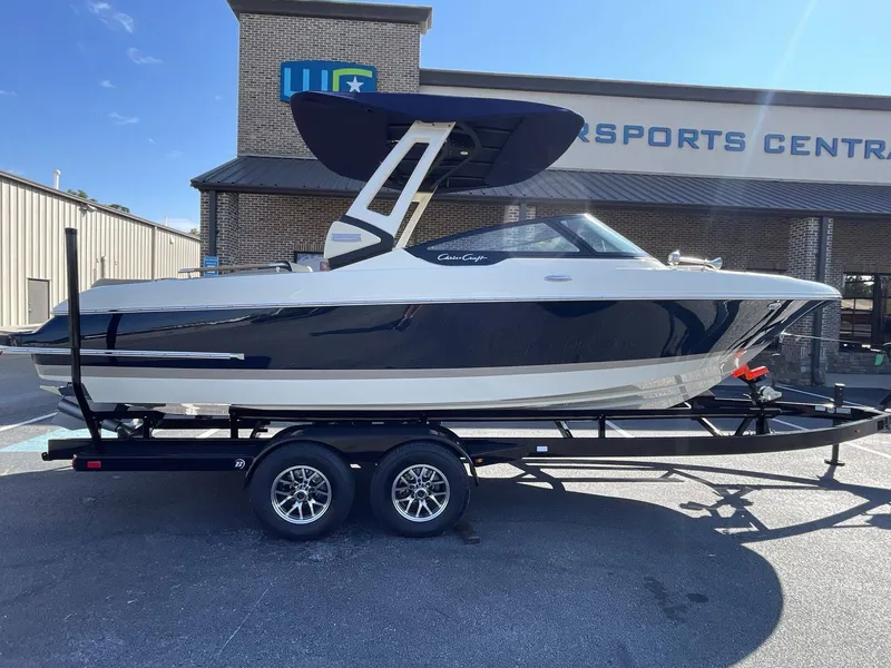 The Image of Chris-Craft 25 SPORTSTER WAKE SURF 2026 - 1