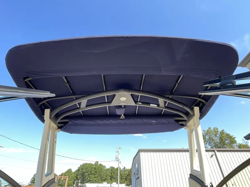 Slide: The Image of Chris-Craft 25 SPORTSTER WAKE SURF 2026 - 21