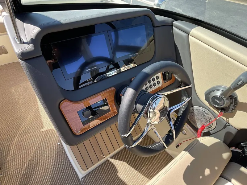 Slide: The Image of Chris-Craft 25 SPORTSTER WAKE SURF 2026 - 23