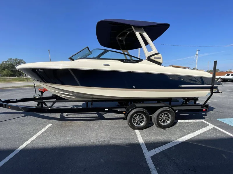 Slide: The Image of Chris-Craft 25 SPORTSTER WAKE SURF 2026 - 6