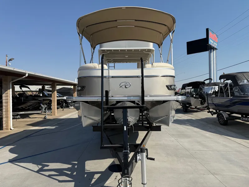 Slide: The Image of Avalon Catalina Platinum Entertainer Funship 27' w/ 250HP Suzuki 2022 - 3