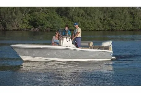 Slide: The Image of Pioneer 180 Islander 2021 - 15