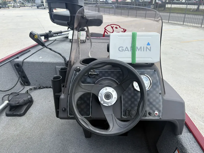 Slide: The Image of Tracker Bass Tracker Classic XL 2023 - 10