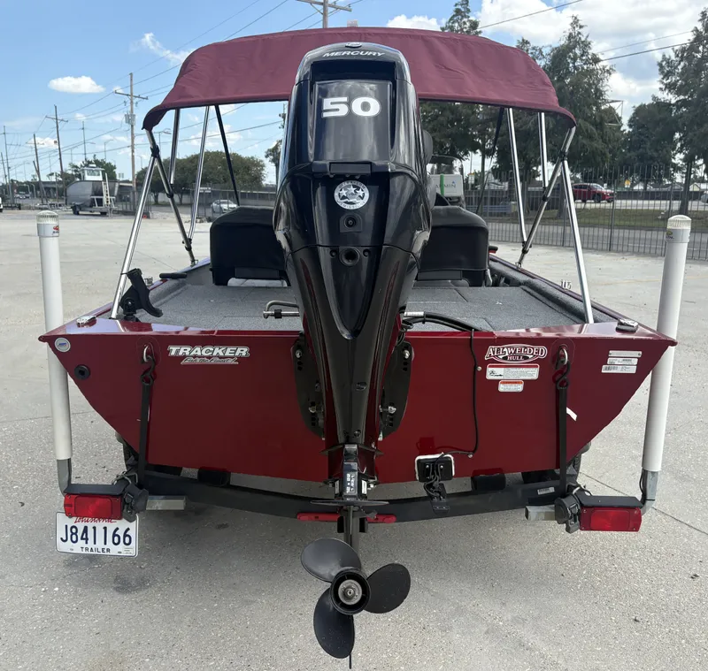 Slide: The Image of Tracker Bass Tracker Classic XL 2023 - 8